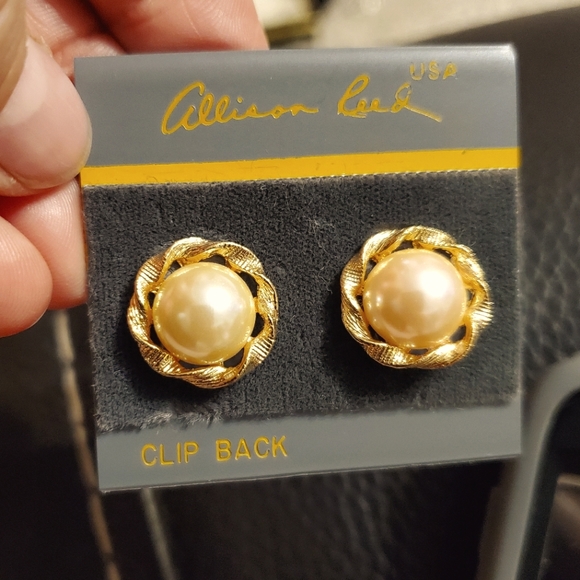 Vintage Jewelry New Vintage Allison Reed Earrings Poshmark